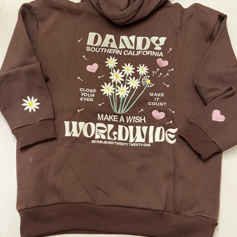 DANDY HOODIE SIZE M NWT